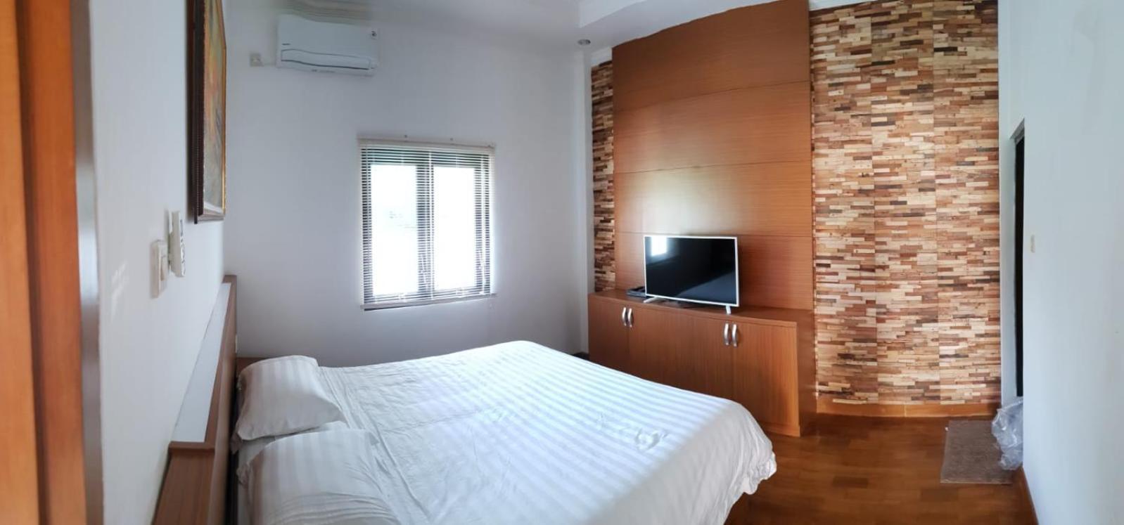 Pool Villa Saung Suluh Пурвокерто Екстер'єр фото